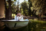bride and groom Villa Borghese Lake